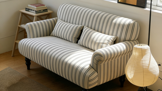 The Cartography of Tactile Horizons: Cultivating French Retro Nostalgia, Sculptural Striped Textures, and Organic Wabi-Sabi Equilibrium in the Contemporary Multi-Functional Living Room Sanctuary