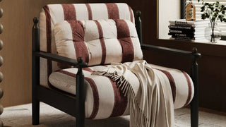The Nostalgic Coordinates of Modern Versatility: Elevating Small-Footprint Lounging with Mid-Century Ribbed Craftsmanship
