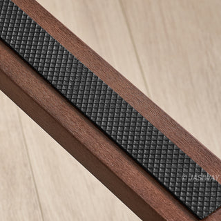 JASIWAY modern low-profile solid wood platform bed featuring ash wood frame, a sturdy floating-style base, and ergonomic split-cushion support, blending mid-century modern craftsmanship with minimalist aesthetics for luxury home interiors.-Close-up of non-slip pad